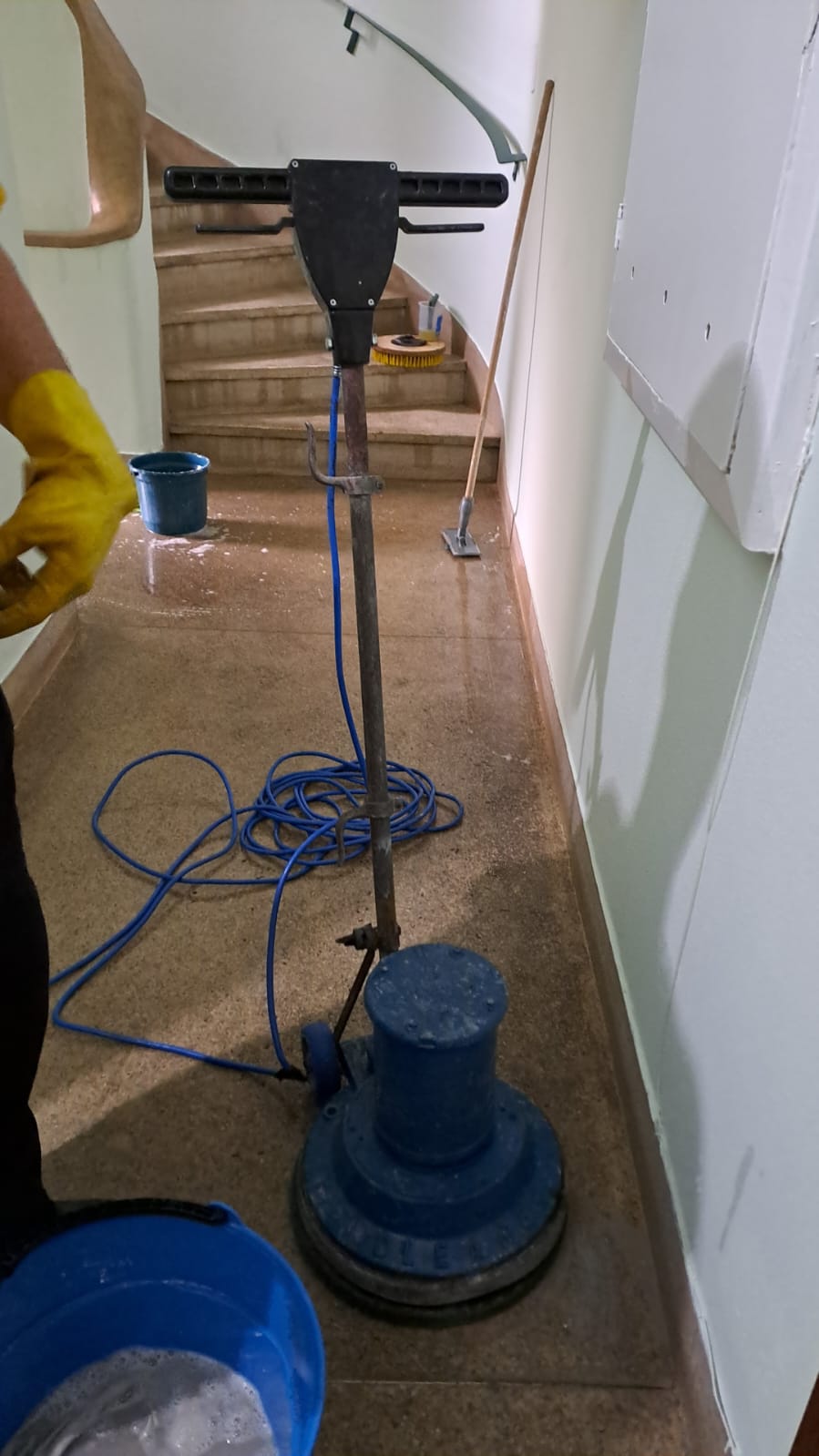 Pós-obra em ambiente comercial